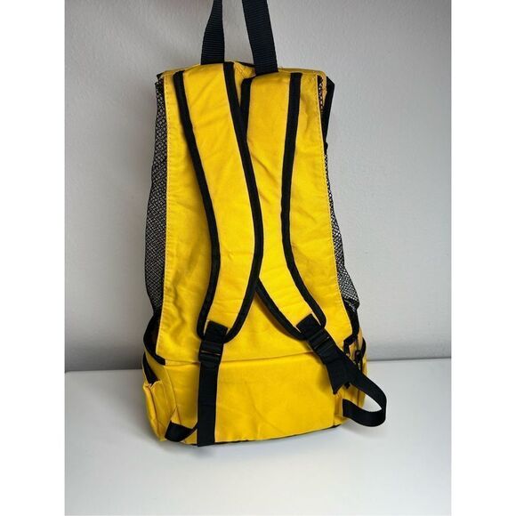 Disney Vacation Club Beach Bag Cooler Backpack - Picture 3 of 13